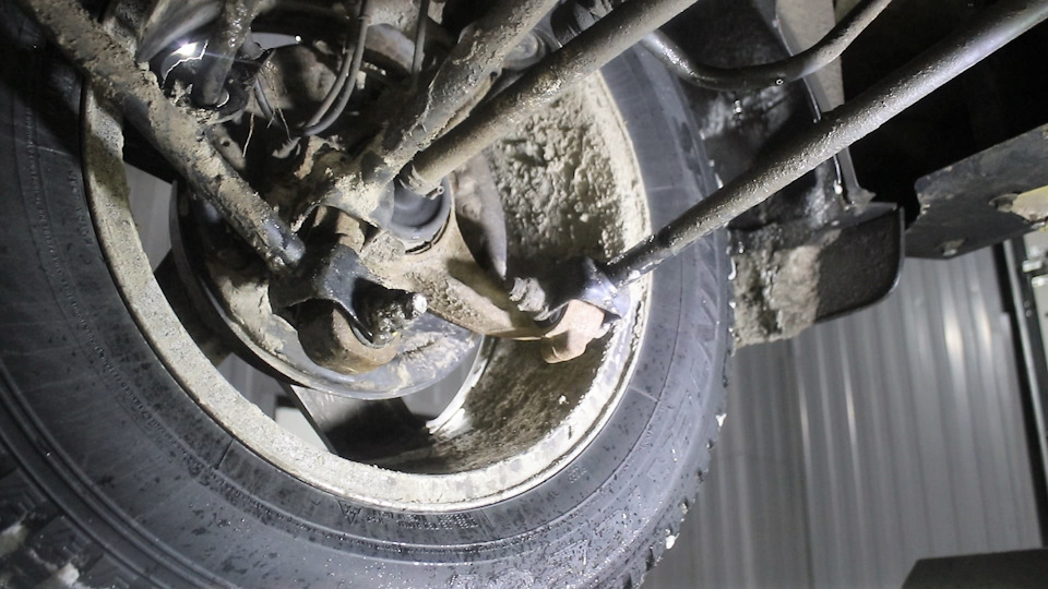 Коррозия и проблемные места Renault Duster рено дастер, renault duster, рено дастер отзывы, рено дастер обзор, рено дастер обзор видео, кроун антикор минск, рено дастер ржавчина, рено коррозия, коррозия рено дастер